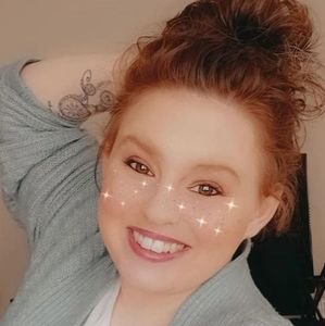 Meet your Posher, Whitney